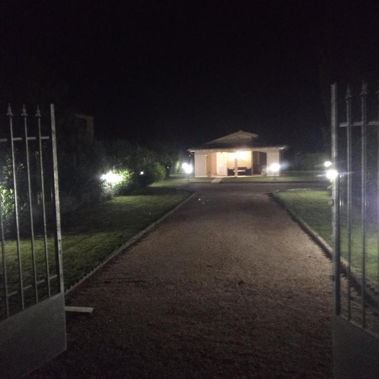 Oca Bianca Villa Пеша Романа Екстериор снимка